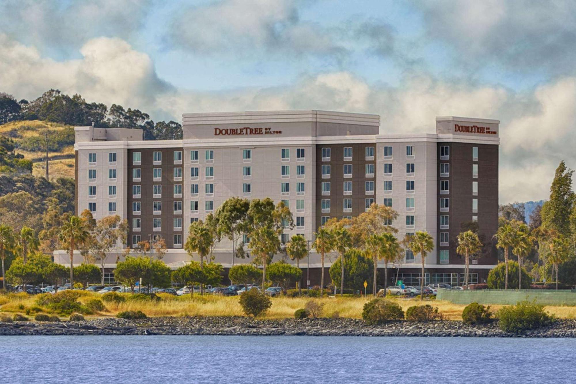 Doubletree By Hilton San Francisco Airport North Bayfront Ξενοδοχείο Brisbane Εξωτερικό φωτογραφία